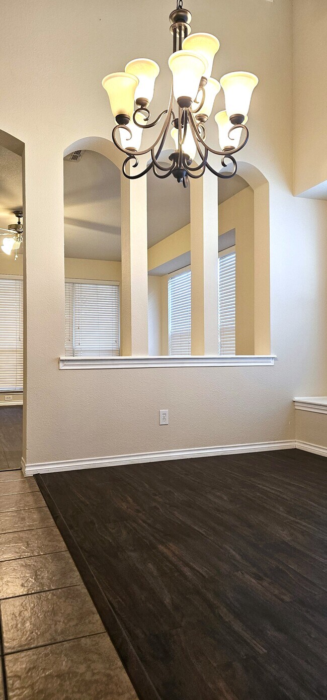 Building Photo - 1117 Caudle Ln