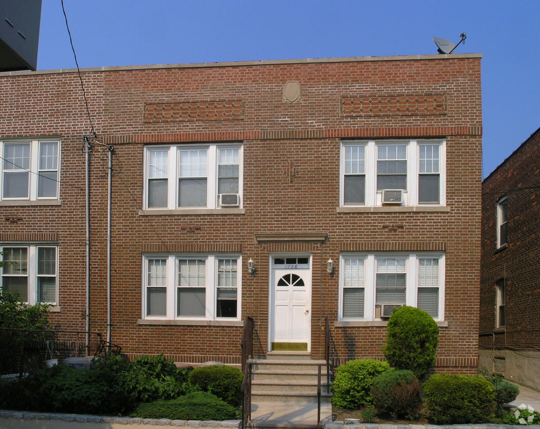 Building Photo - 1726 Lurting Ave