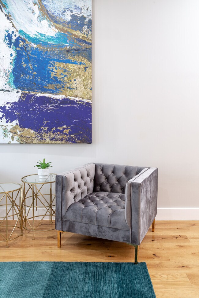 Foto del edificio - 3162 17th Street NW Unit 1