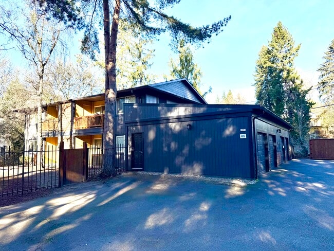 Building Photo - 6555 SW Terri Ct