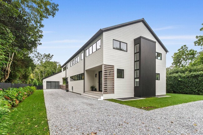 Foto del edificio - 162 Lumber Ln