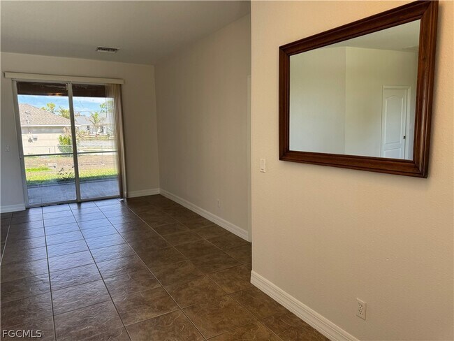 Foto del edificio - 3800 20th St W