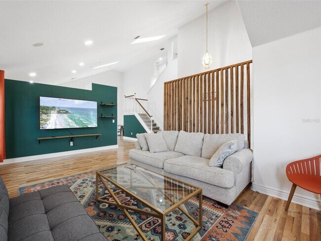 Building Photo - 14211 Sapphire Bay Cir