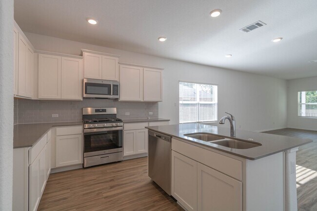 Building Photo - 3101 Windy Vane Dr