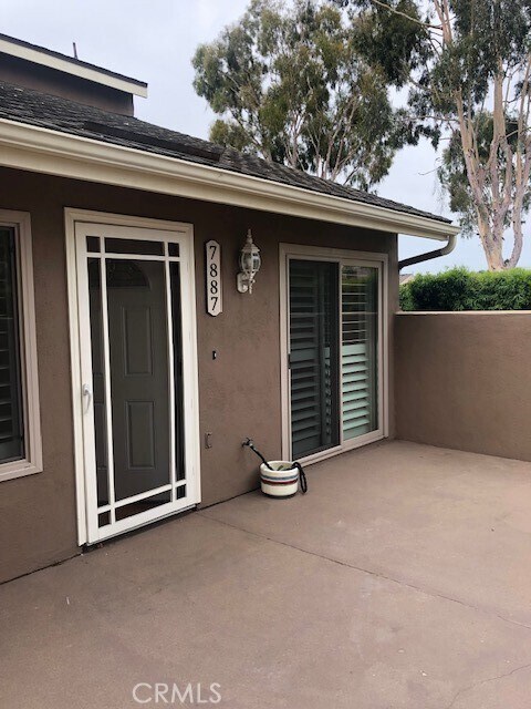 Building Photo - 7887 Rainbow Cir