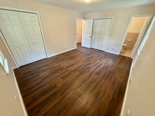 Building Photo - 4469 Georgia 42