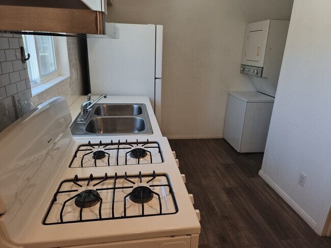 Foto del edificio - 2706 W 74th St