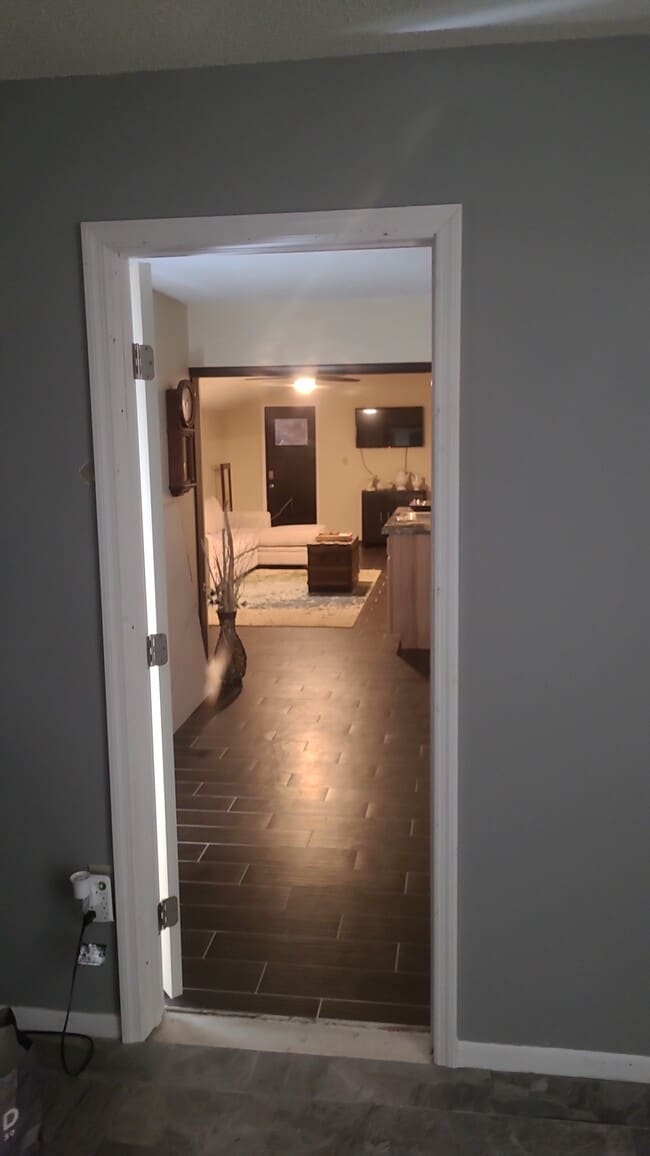 Foto del edificio - 1401 Hacienda Dr