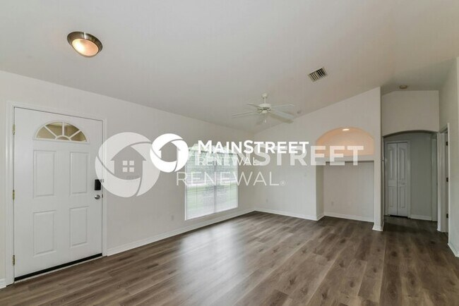 Foto del edificio - 3 Bedroom Pet-Friendly Home in NORTH PORT,...