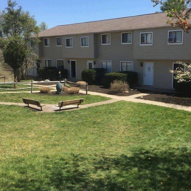 25 Cherrywood Terrace, Beaver, WV 25813 Townhouse for Rent in Beaver