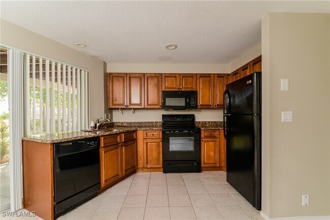 Building Photo - 312 Monet Dr