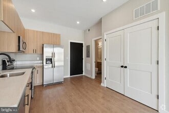 Building Photo - 308 W Chelten Ave
