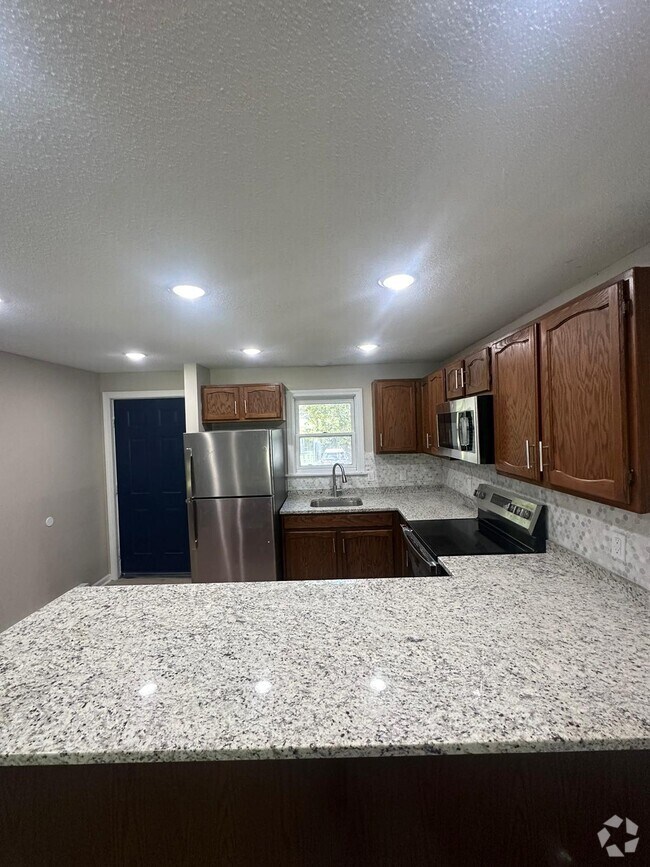 Houses for Rent in South Woodstock CT with High Ceilings 2 Homes