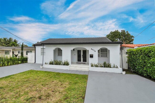 Foto del edificio - 6470 SW 27th St