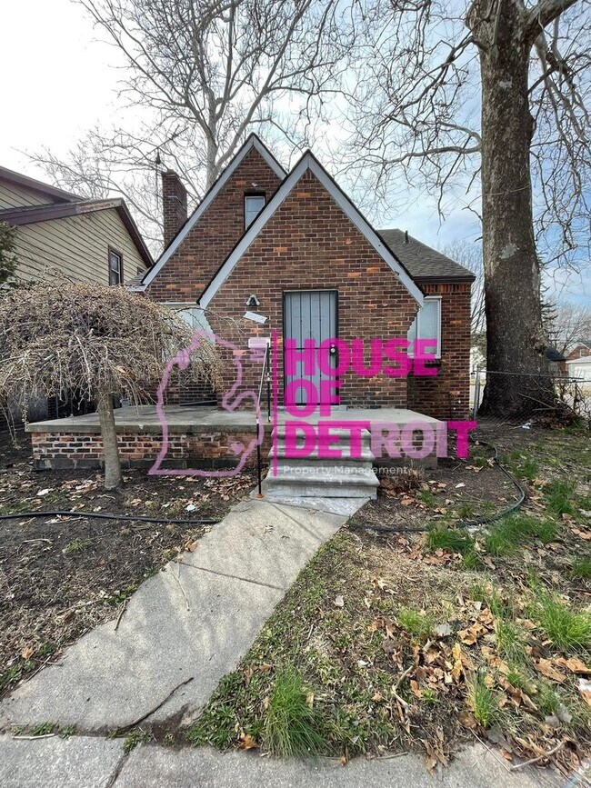 Building Photo - 3 BEDROOM | 1 BATH | FREE PRE SCREEN