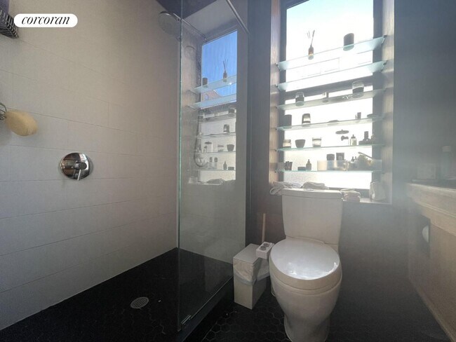 Foto del edificio - 68 N 3rd St