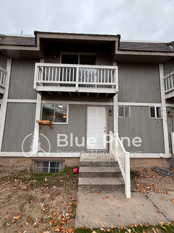 Foto del edificio - 1464 Falcon Dr