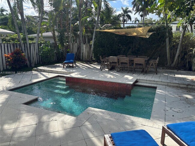 Foto del edificio - 1410 Polk St