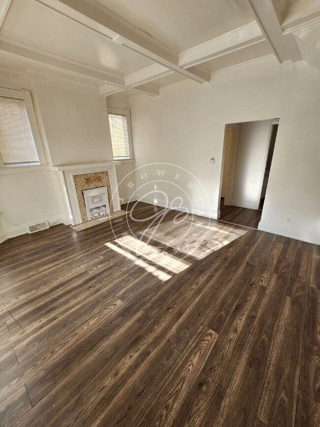 Foto del edificio - 1 bed 1st floor unit in South Toledo