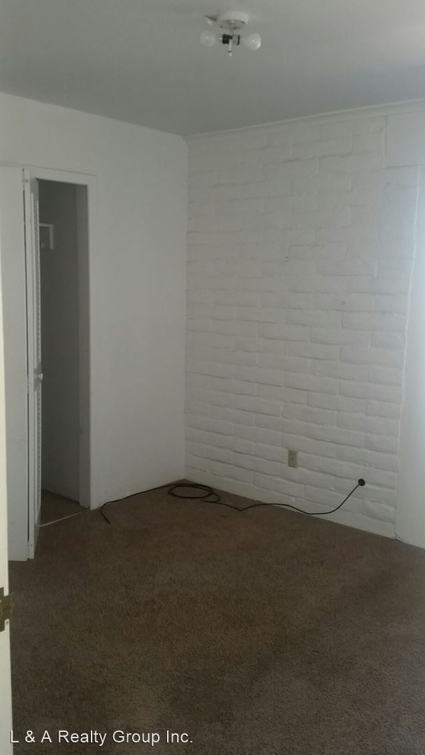 Building Photo - 3 br, 1 bath House - 111 Chalcocite