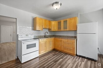 Building Photo - 312-314-314 Kathleen St