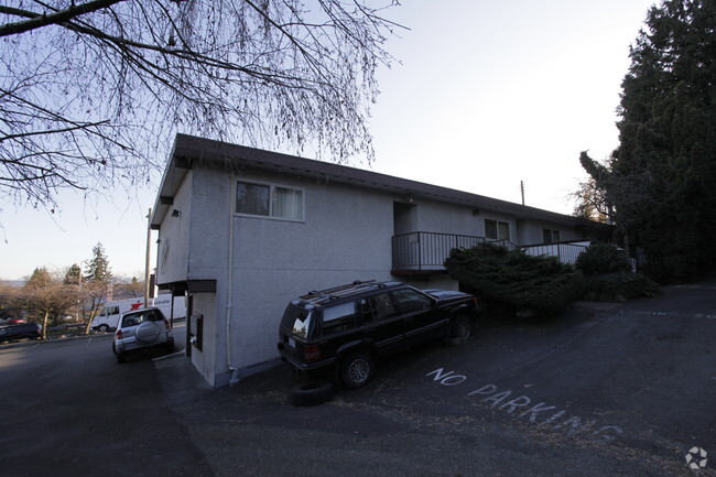 Building Photo - The Aloha House