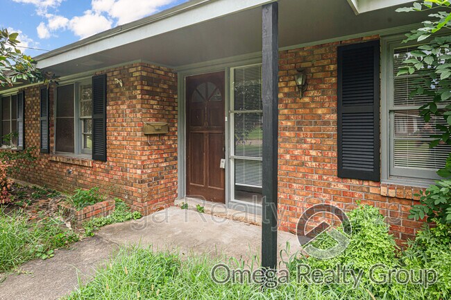 Foto del edificio - 3110 Partridge Rd