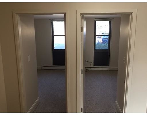 Building Photo - 80 Herrick St