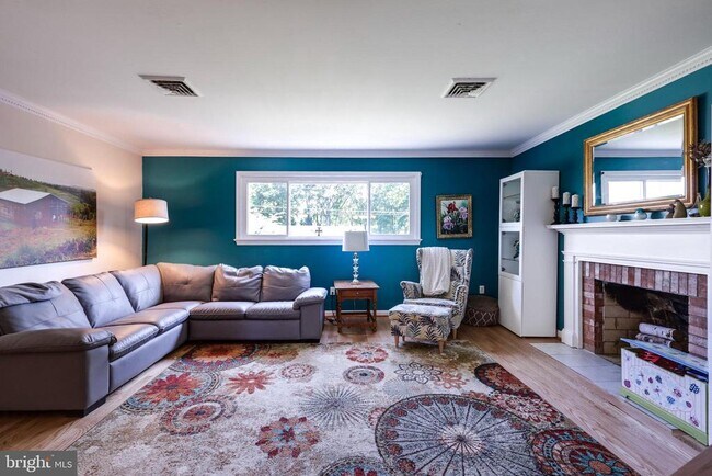 Foto del edificio - 4417 Laurel Rd