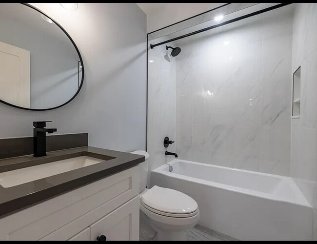 Building Photo - 789 Columbia Rd