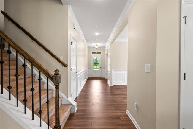 Building Photo - 2433 Chinkapin Ct
