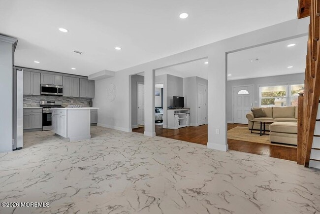 Foto del edificio - 1143-1145-1145 Roe Ave