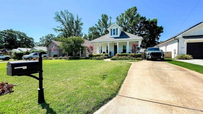 Foto del edificio - 1633 E Hatton St