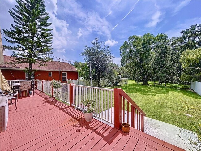 Building Photo - 5953 Mohr Loop