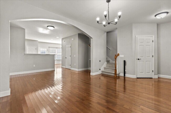 Foto del edificio - 410 Ashbury Cir