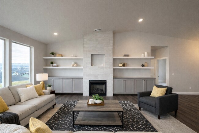 Foto del edificio - Elevate your VIEW from the comfort of your home!