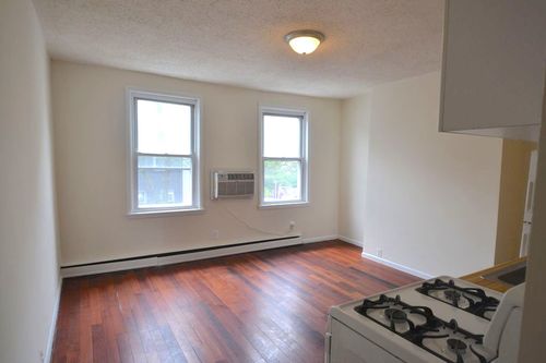 Foto principal - 519 S 21st St