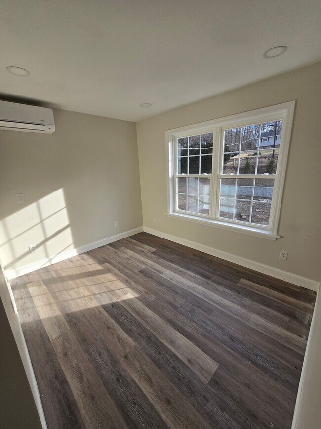 Building Photo - Charming overlooking 2BR ADU in Monroe