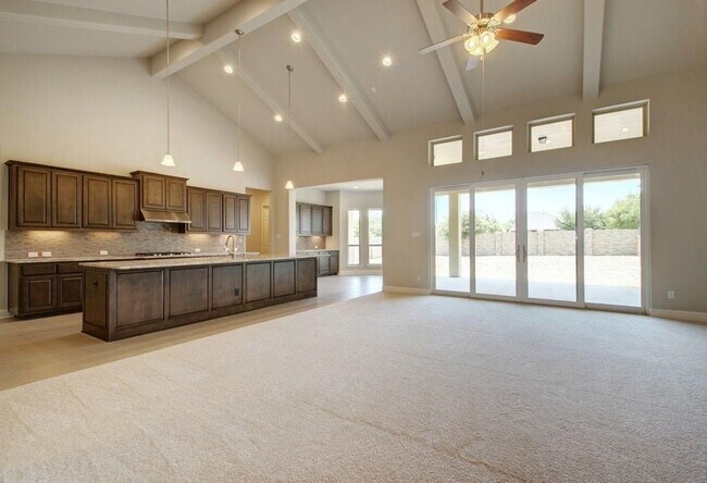 Building Photo - 200 Southern Carina Dr
