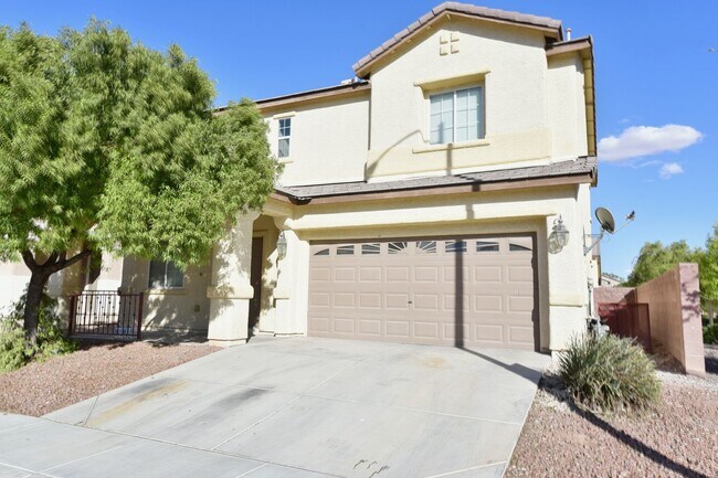 Foto del edificio - BEAUTIFUL 4BED/3BATH Home w/ 2 Car Garage ...