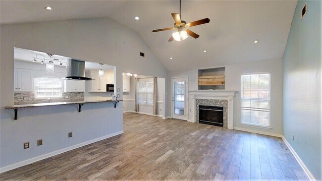 Building Photo - 4002 Rosedale Pl