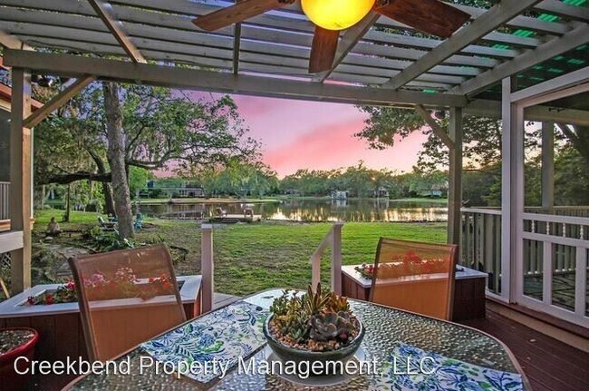 Building Photo - 3 br, 2.5 bath House - 787 Woodward Rd