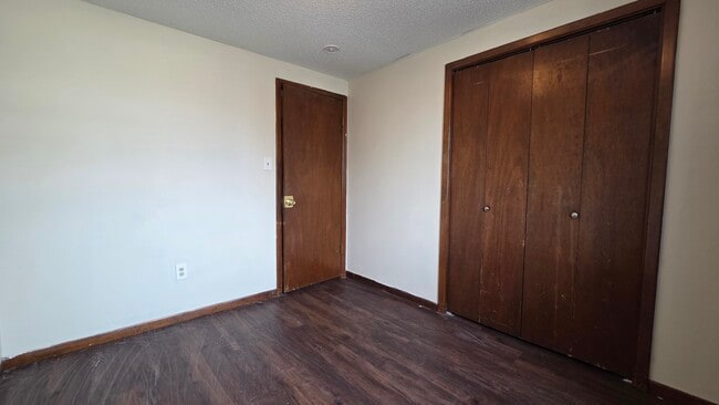 Bedroom - 194 Mead St