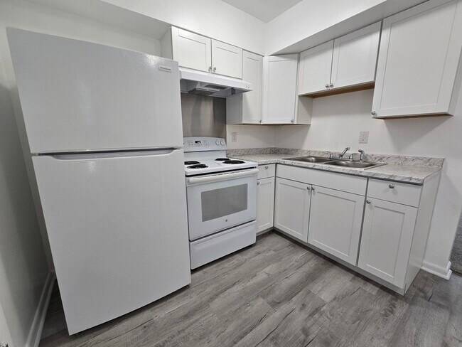 Foto del edificio - 2644 Wayside Dr