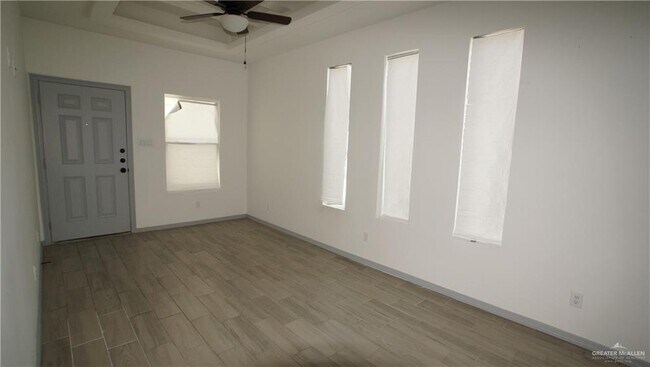 Foto del edificio - 11 Ozark Ave