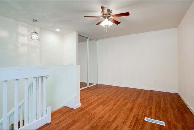 Foto del edificio - 6275 Rancho Mission Rd