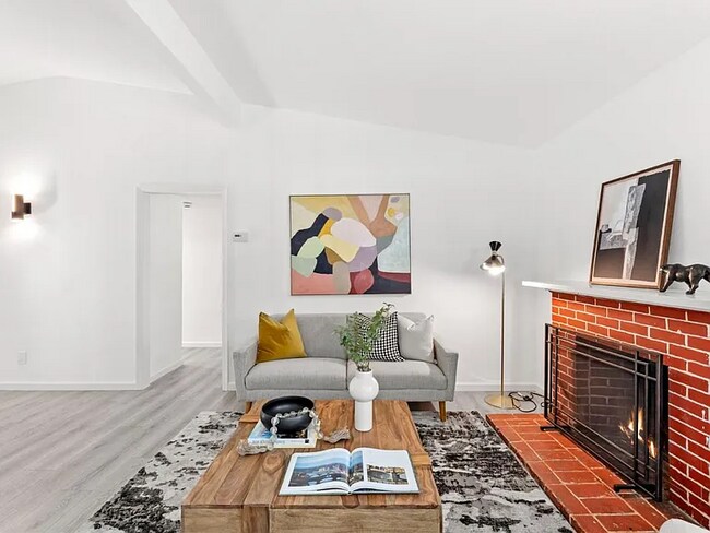 Foto del edificio - 2887 Fordham St