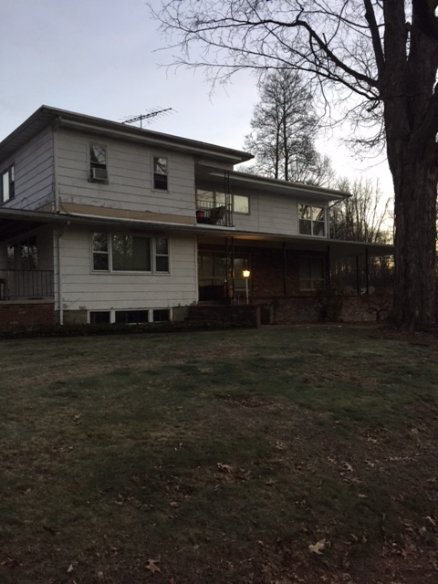 Second Floor Unit - 291 Orchard Rd