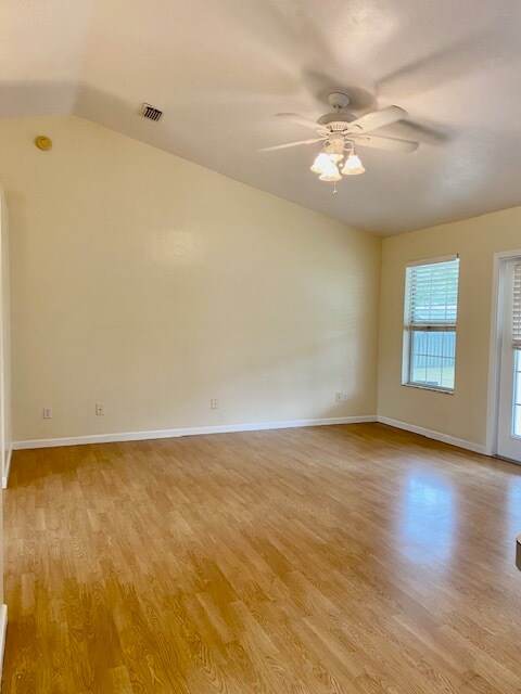 Building Photo - 25464 SW 20 Ave