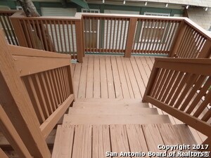Building Photo - 634 W Mistletoe Ave